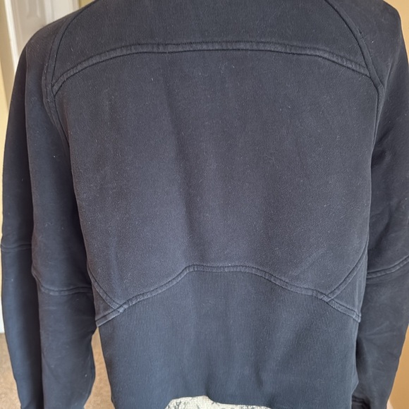 Sweatshirt - Picture 5 of 5